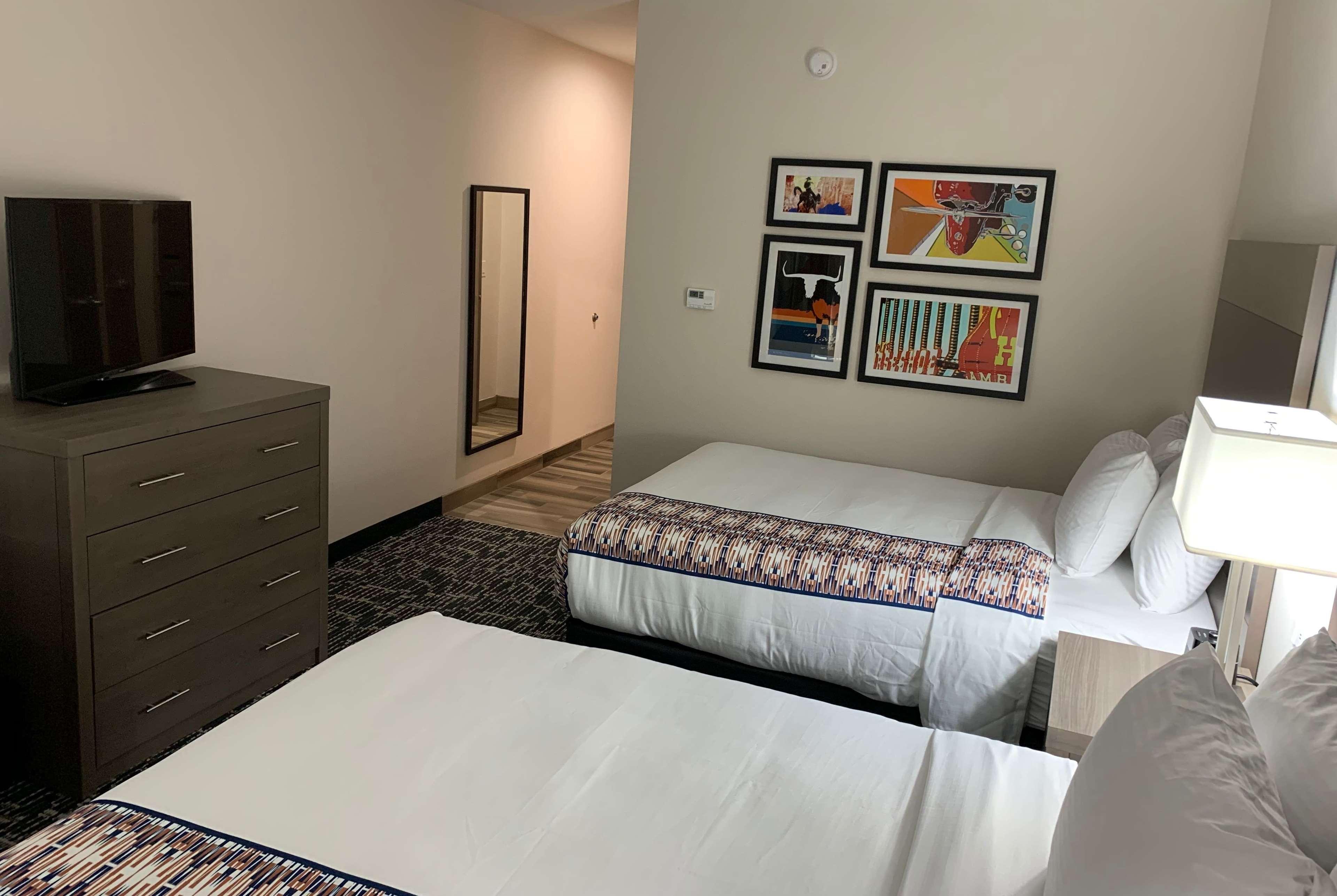 La Quinta Inn & Suites By Wyndham - Red Oak Tx Ih-35E Esterno foto